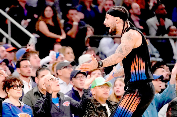 Knicks go up 2-0 on 76ers